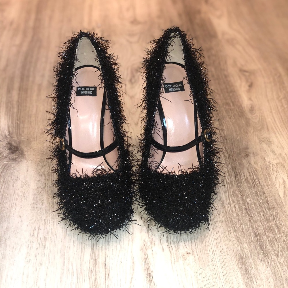 Women moschino shoes